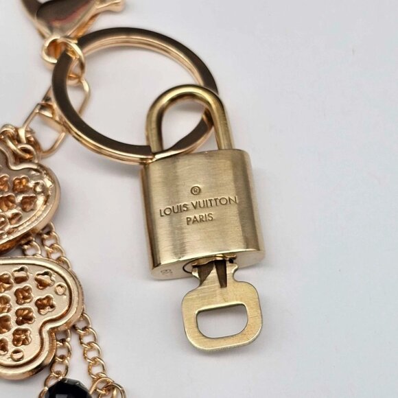 Authentic Louis Vuitton Lock & Key with unbranded Flower Bagcharm, Keycharm - Picture 5 of 10